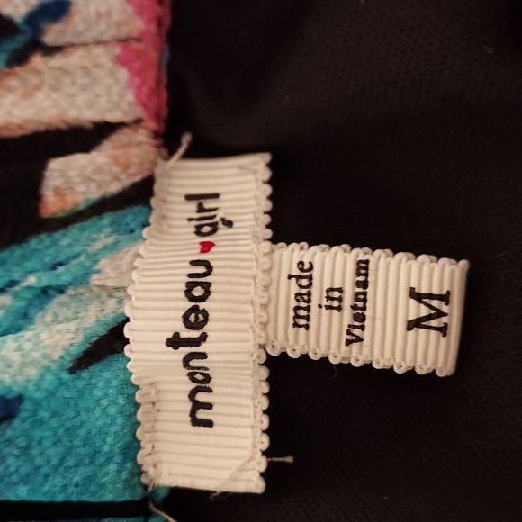 Black with Tropical Print Tea Length Ruffle Accent in Front w/ Tie Skirt Size M - Picture 5 of 6